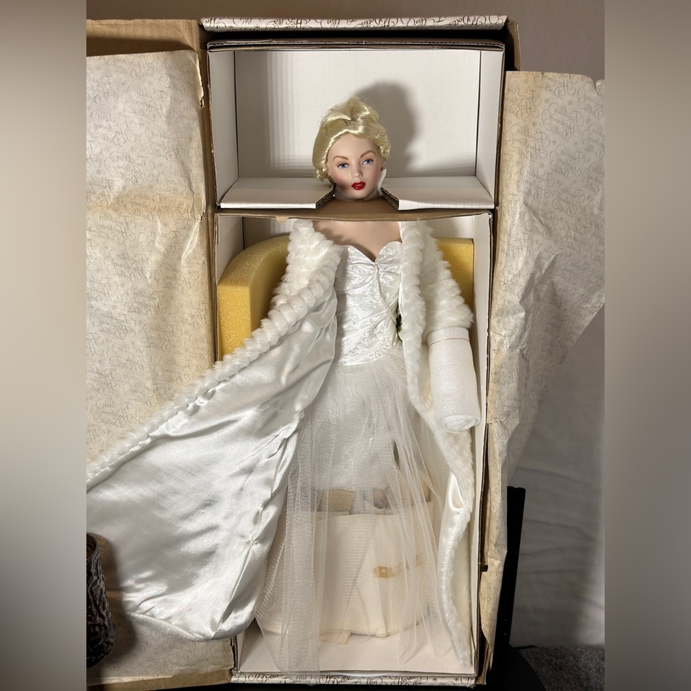 Vintage Marilyn Monroe All About Eve 20” Franklin Hairloom Collectible Doll